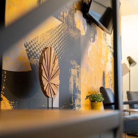 Ardenne Bnb Gite Urbain Avec Terrasse Marche-en-Famenne Esterno foto
