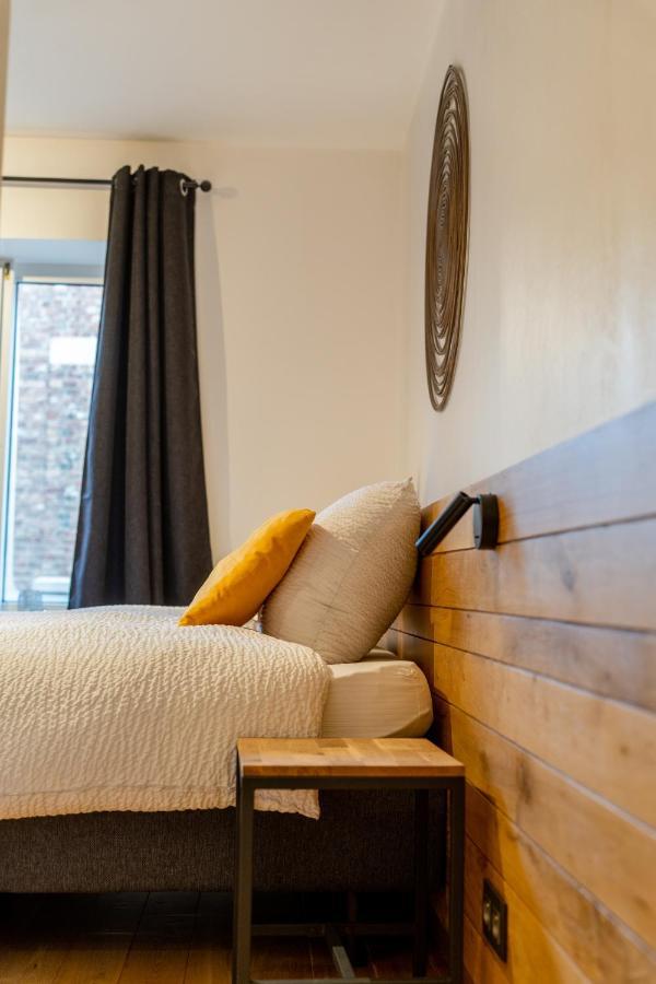 Ardenne Bnb Gite Urbain Avec Terrasse Marche-en-Famenne Esterno foto